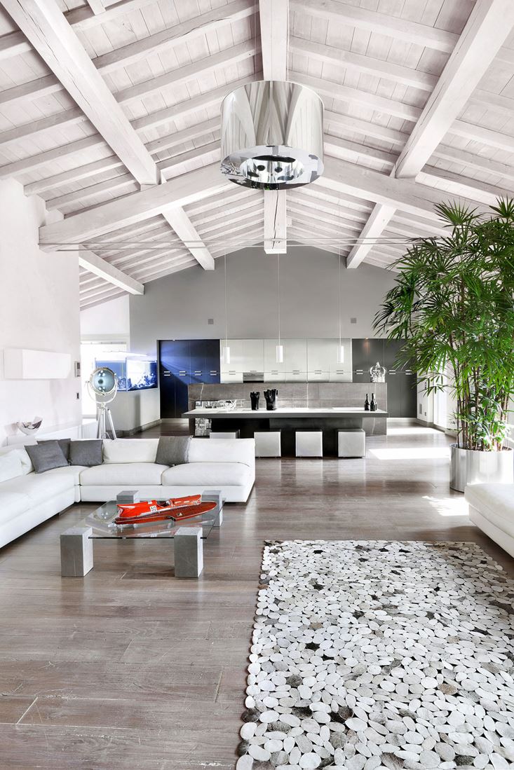 Ventilatore soffitto mansarda: lampadario soffitto inclinato ... Soffitto disegno Colore