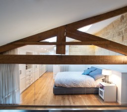 Camera da letto nel sottotetto