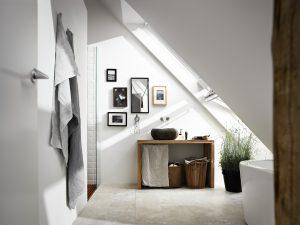 Un bagno nel sottotetto