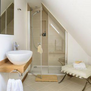 Bagno nel sottotetto