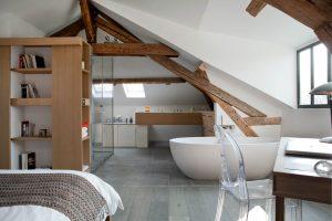 Camera con bagno