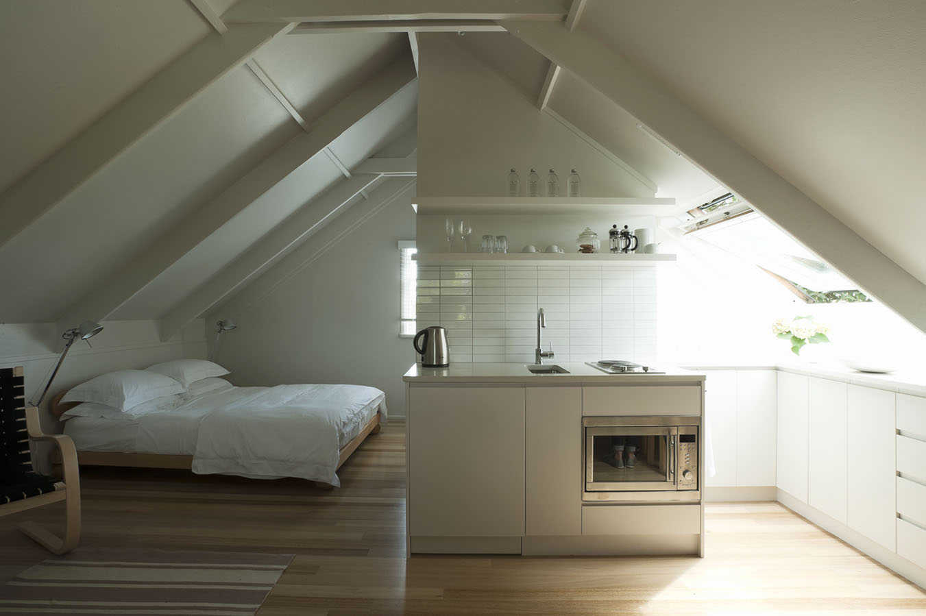 8 cose da considerare per vivere bene in una casa piccola mansarda.it Come fare un soppalco in garage