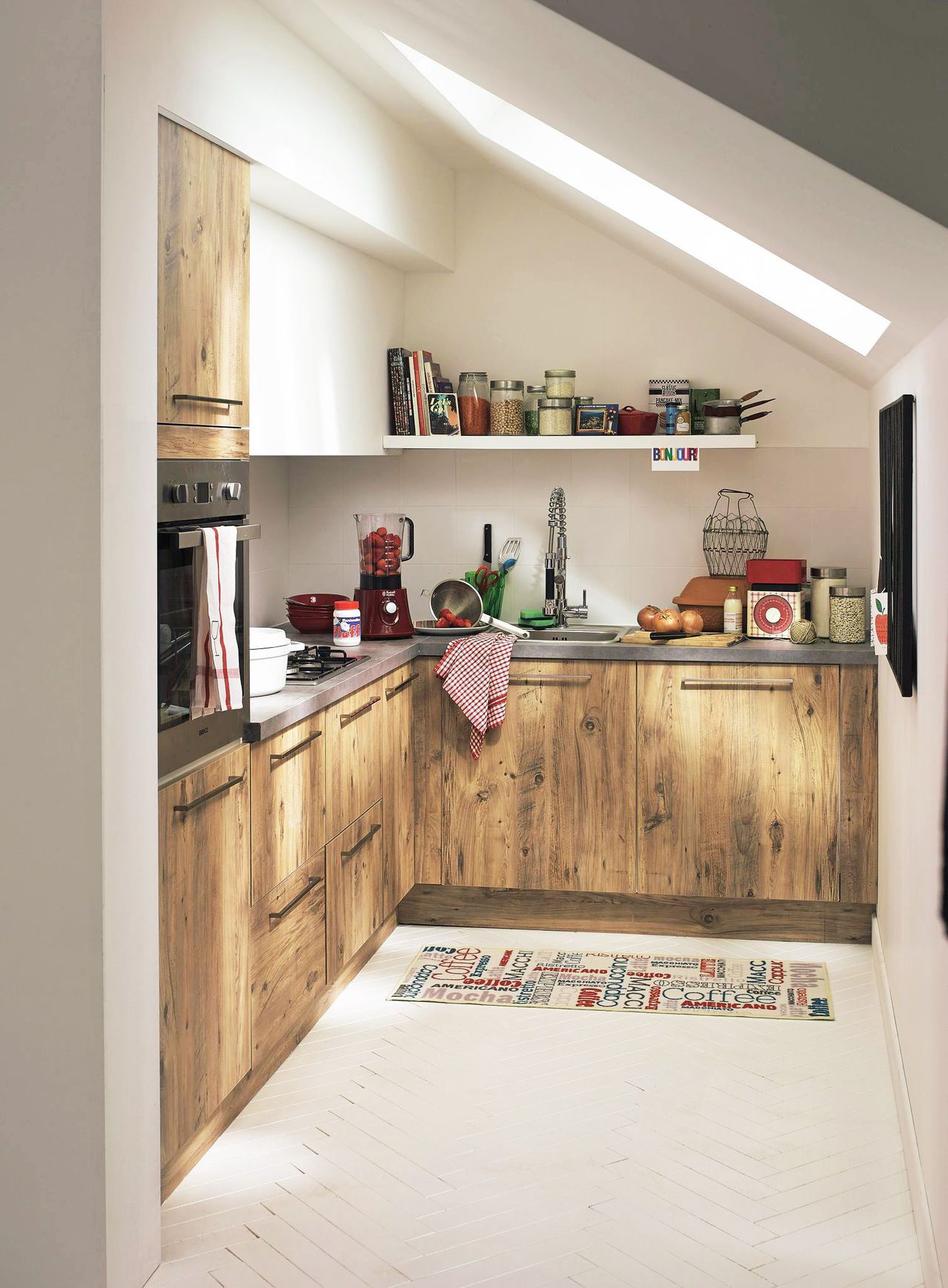 Come rinnovare una vecchia cucina mansarda.it Dipingere mobili cucina vecchia