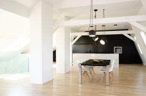 sala da pranzo con cucina