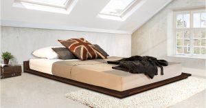 Camera con letto basso