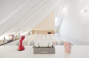 camera da letto in mansarda