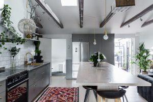 cucina con finestra