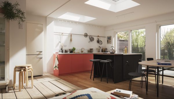 Una cucina con finestre VELUX ACTIVE