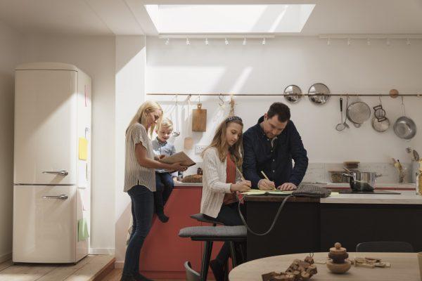 Famiglia in cucina