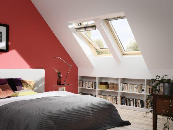 Camera con finestre per tetti