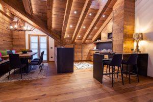 open space con luce artificale