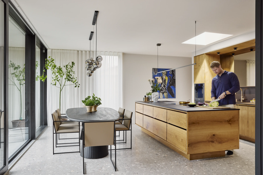 cucina con sala da pranzo
