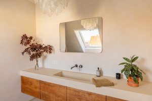 bagno con riflesso bagno con riflesso finestra